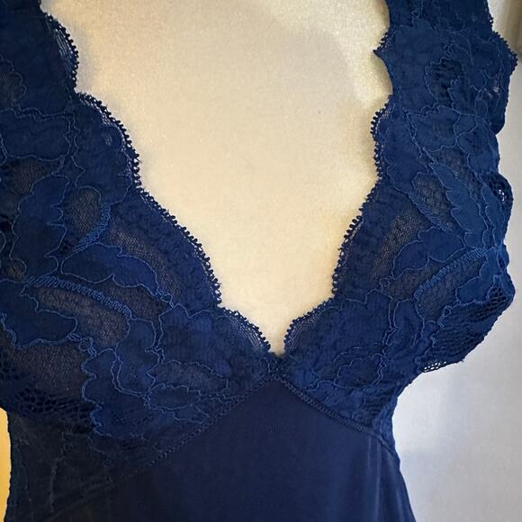 CLO INTIMO | Fortuna Racerback Chemise | Women's Size Medium - Picture 4 of 4